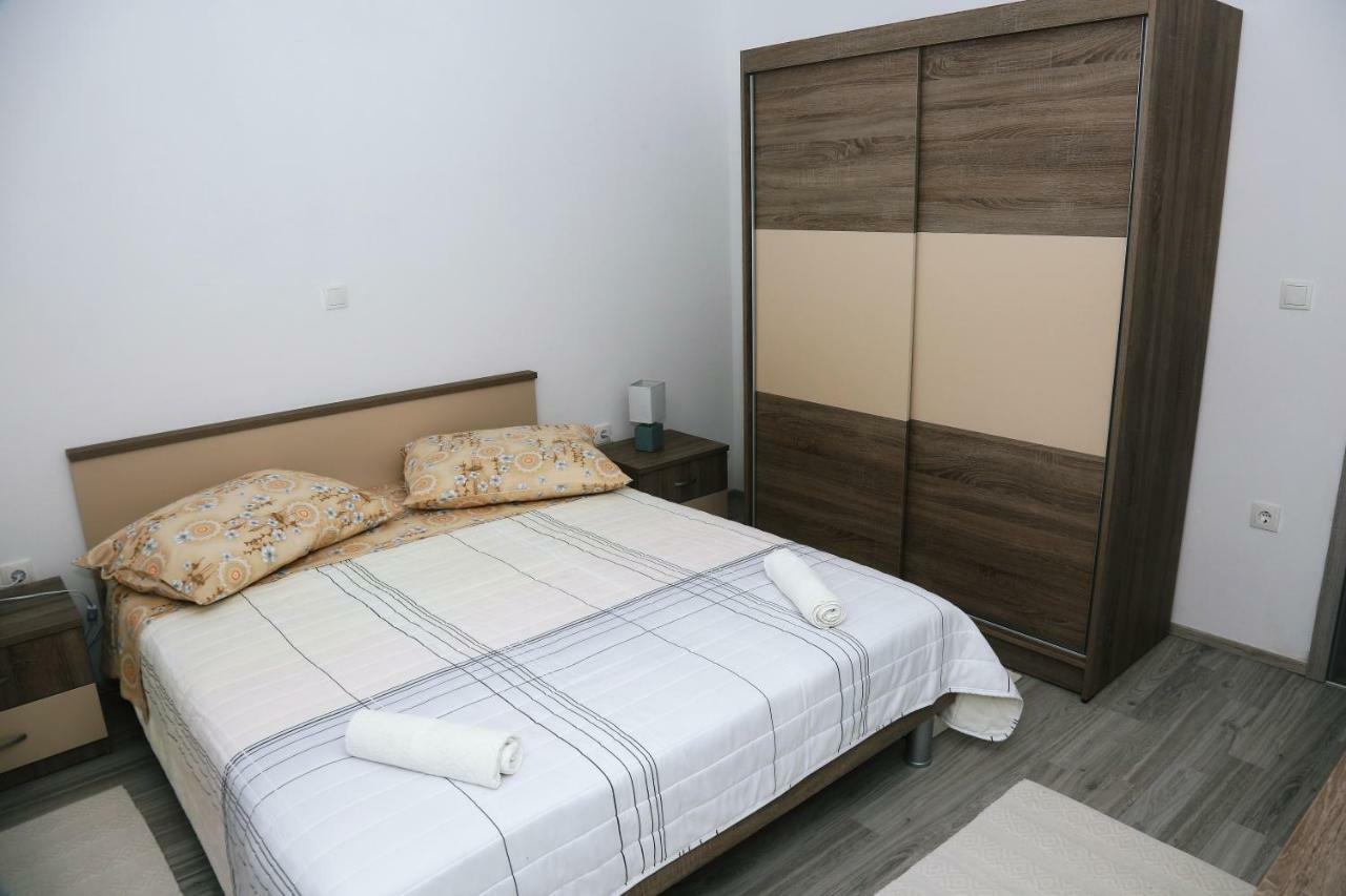 Apartments Tonia Br. 1 Zavalatica Luaran gambar