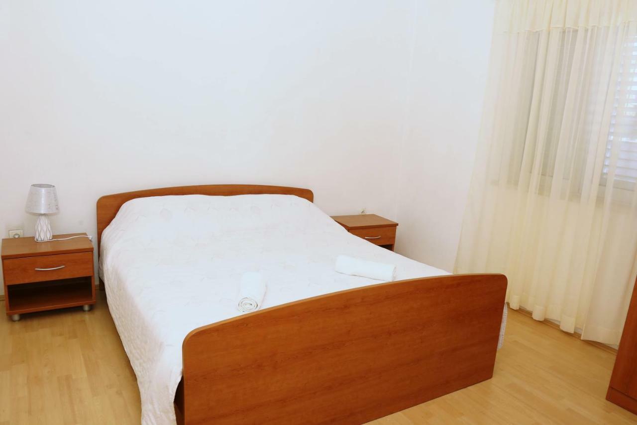 Apartments Tonia Br. 1 Zavalatica Luaran gambar